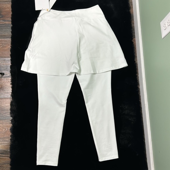 NWT Wicked by women with control white pants and skirt combo medium - Picture 6 of 7